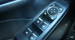 Ford Kuga 2.5 FHEV AWD ST-Line AUTOMATIK