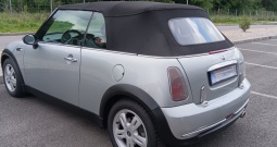 Mini Cooper Cabrio, odličan