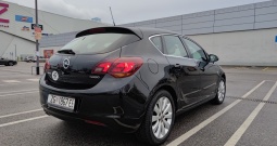 Opel Astra J 1.4 Turbo (140ks) Cosmo - 2010. - 126,000km
