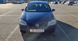 Golf V benzinac, odličan