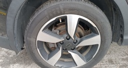 Nissan Qashqai 1.5 DCI, full oprema, u super stanju-leasing-kartice