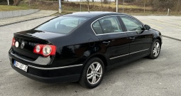 VW passat 2.0 TDI 103 kw, 140 000 km orginal, 1.vl