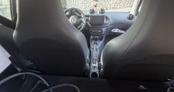 Smart EQ For Two 2021