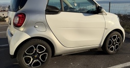 Smart EQ For Two 2021