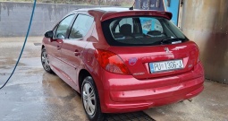 Peugeot 207 1.4 I 2008 godina, 243000km-Istra