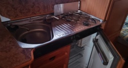 Kamp prikolica Njem. LMC 6,5×2.5 m,izvrsna.sniženo,HR reg.mog.dostava