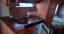 Kamp prikolica Njem. LMC 6,5×2.5 m,izvrsna.sniženo,HR reg.mog.dostava