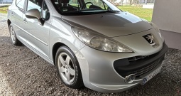 Peugeot 207, Reg. 10/2026, 1.4 Benzin, Klima hitno