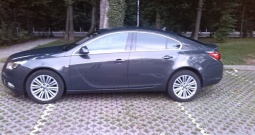 Opel Insignia 2.0 CDTI, full op., 1. vl., 77 tkm, garažiran