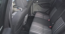 Ford Focus, ful oprema, kupljen u Hrvatskoj, servisna knjiga, prvi vlasnik