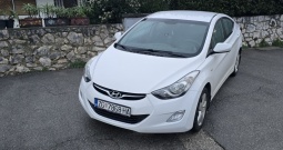 Hyundai Elantra 1.6, 132 ks