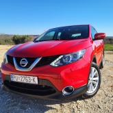 Nissan Qashqai 1.5 dCi, napravljen veliki servis, dupli set guma