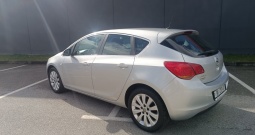 Opel Astra 1.7 cdti cosmo-kartice