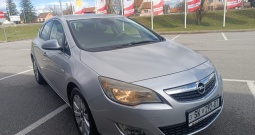 Opel Astra 1.7 cdti cosmo-kartice