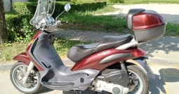 Piaggio Beverly 200