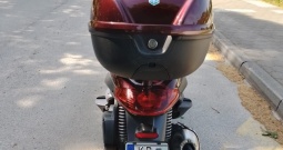 Piaggio Beverly 200