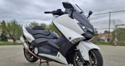 Prodajem Tmax 500 530cm3