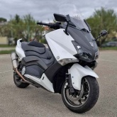 Prodajem Tmax 500 530cm3