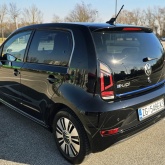 VW e-Up, 2020 g., 40.700 km, reg 10/26, kamera, baterija 36,8 kwh