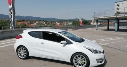 Kia Pro ceed CRDi LX Sport Edition model 2014