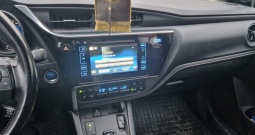 Toyota Auris Hybrid 1.8 auto. CTV 2016.g.