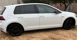 VW Golf 7.5 GTI Performance 2.0 TSI DSG 2019. – 70.000 km – odlično stanje
