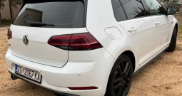 VW Golf 7.5 GTI Performance 2.0 TSI DSG 2019. – 70.000 km – odlično stanje