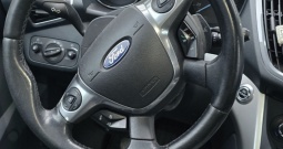 Odličan C max prvi vlasnik titanium oprema, registriran godinu dana 2 seta guma