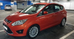 Odličan C max prvi vlasnik titanium oprema, registriran godinu dana 2 seta guma