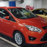 Odličan C max prvi vlasnik titanium oprema, registriran godinu dana 2 seta guma