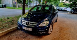 Mercedes B180