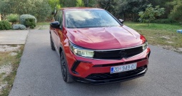 Opel Grandland 1. 2turbo automatik GS line, registriran 11.mj/26.god.