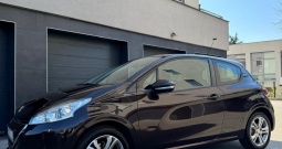 Peugeot 208 /141tkm/prvi vlasnik/klima/odličan/
