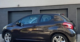 Peugeot 208 /141tkm/prvi vlasnik/klima/odličan/
