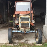 Traktor Ursus C-335 sa kabinom i kosom