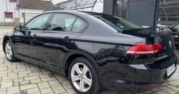VW Passat 1,6 TDI Limuzina ⭐ Veliki servis, Reg. do 12/2026 ⭐