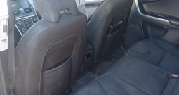 Prodajem volvo xc 60, d4, 2016, svjetlo plava s efektom, dizel , u sustavu pdv-a