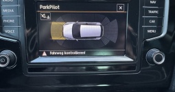 VW Golf 7 1,6 TDI ⭐ CUP ⭐ MF volan, Xenon, Top stanje