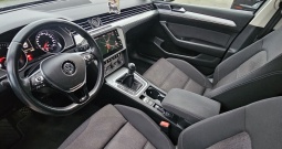 Vw Passat B8 – Prvi vlasnik – Servisna knjiga – Bez skrivenih mana – Full LED