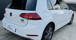 VW Golf 7 1,6 TDI ⭐ Tempomat, LED, Reg do 6/2026 ⭐