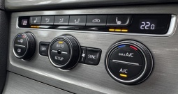 VW Golf 7 1,6 TDI ⭐ LED, Xenon, PDC, Grij.Sjed., Tempomat ⭐