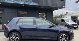 VW Golf 7 1,6 TDI ⭐ LED, Xenon, PDC, Grij.Sjed., Tempomat ⭐