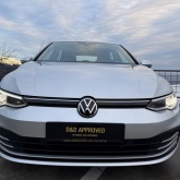 VW Golf VIII 2,0 tdi, model 2021, jamstvo 12mj, virtual, navigacija, ambi light