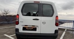 Opel Combo 1,5 DIESEL, SAMO 23.000km,2022.g,NIJE UVOZ!
