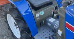 Traktor iseki TM17 4x4 i freza kubota 130cm komplet