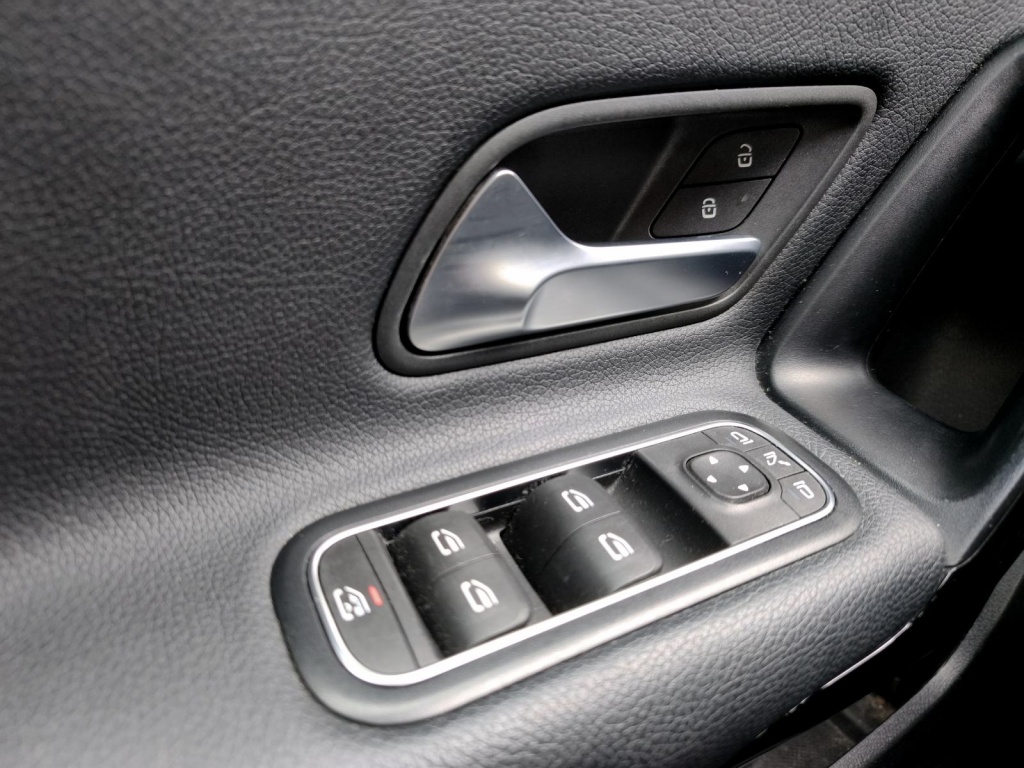 Mercedes A180d Sport | Reg. 04/27 |Widescreen