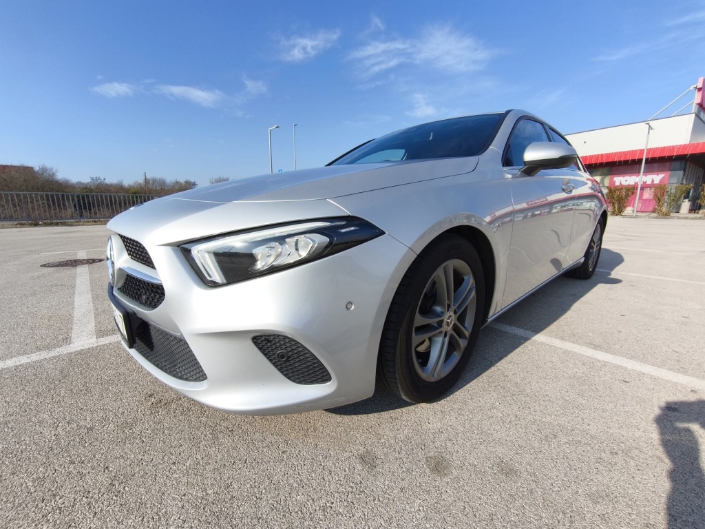 Mercedes A180d Sport | Widescreen | FULL