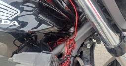 Hondu NC 750 SA, sa dodatnom opremom