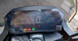 Hondu NC 750 SA, sa dodatnom opremom