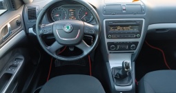Škoda Octavia 1.6 TDI, Ambient SW, garancija, servisna knjiga